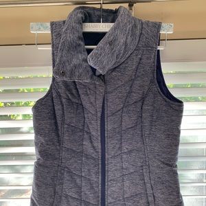 Like-new North Face Vest